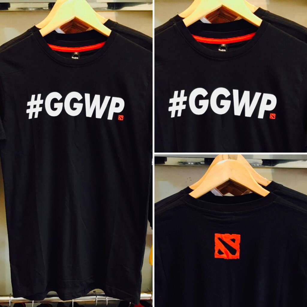GGWP o GG WP - significa Good Game Well Played en Gamer Premium T-Shirt