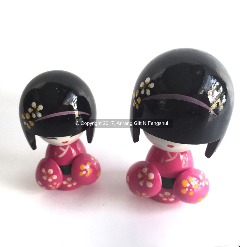 Jual Souvenir Miniatur Boneka Kokeshi Ibu Dan Anak Pink Perpasang