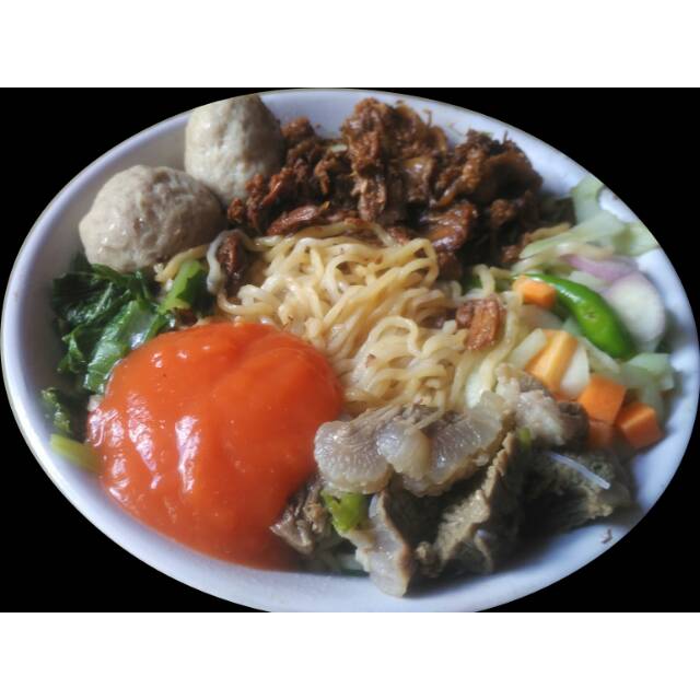 Penyajian Mie Ayam Baskom di Kecamatan Kayen Kidul
