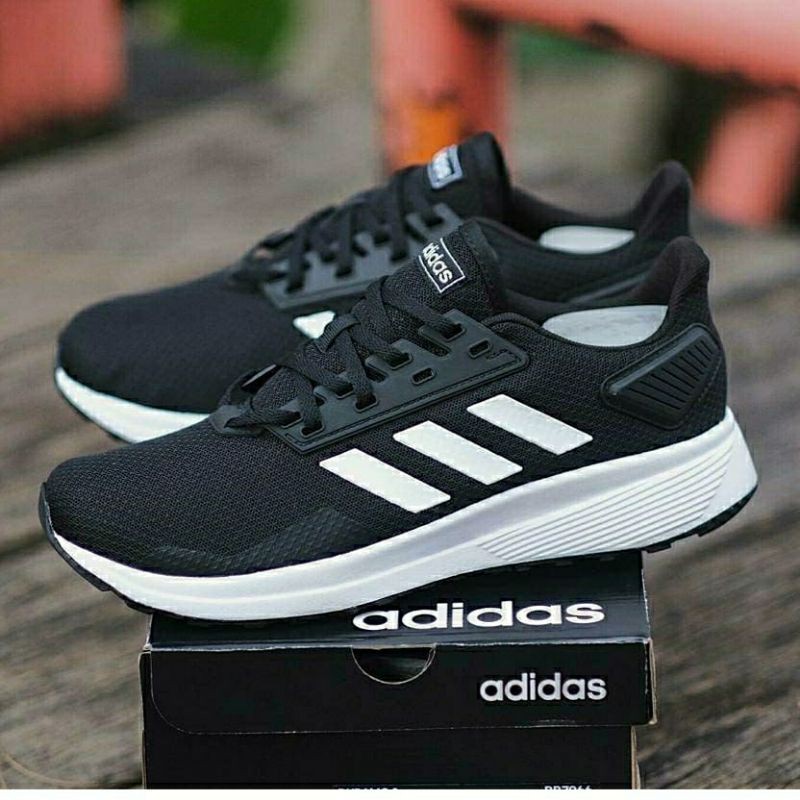 Adidas 2025 duramo jual