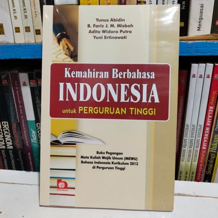 Jual Buku Kemahiran Berbahasa Indonesia Untuk Perguruan Tinggi | Shopee ...