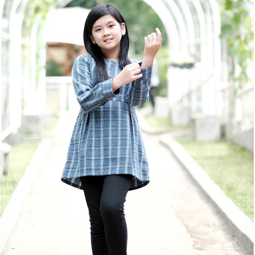 Little M Lengan Balon Panjang Bordir Blouse Anak Perempuan