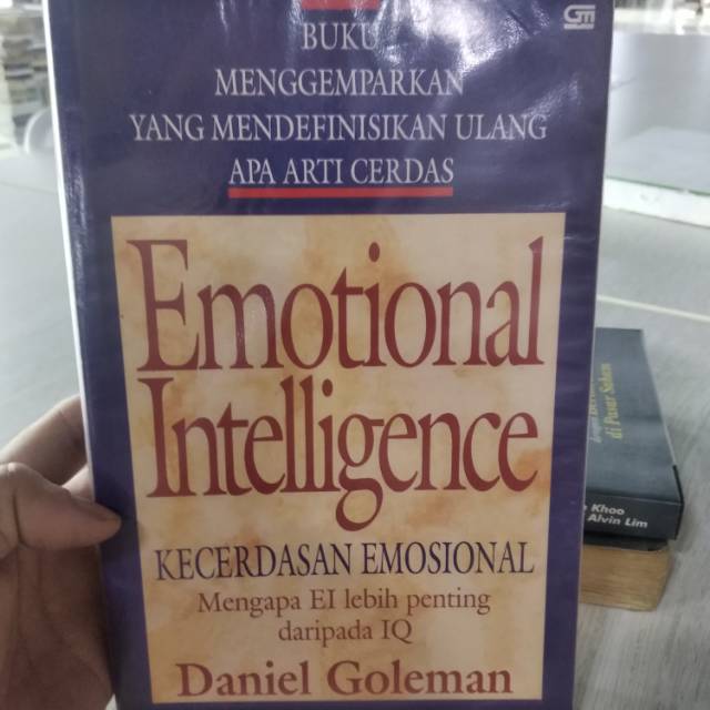 Jual Buku Original - Emotional Intelligence Kecerdasan Emosional Oleh ...