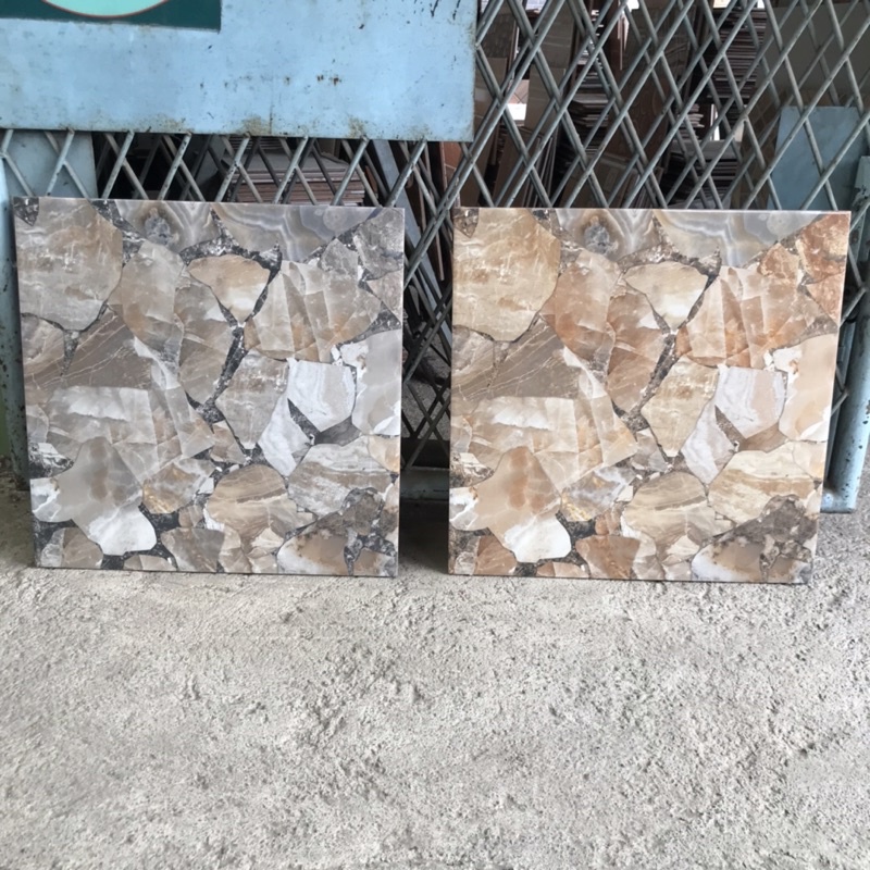 Jual keramik 50x50 motif batu marmer ibiza (glossy/ keramik dinding