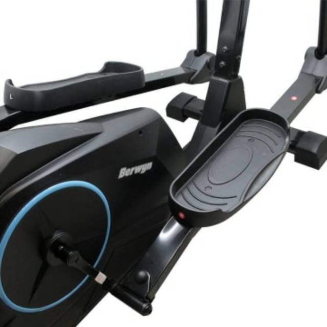 Alat gym Fitness Berwyn Elliptical sepeda Statis 601e
