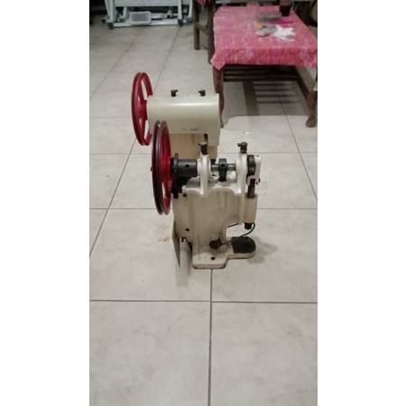 Jual MESIN RIPET/RIVET/SNAP BUTTON SECOND (BEKAS) | Shopee Indonesia