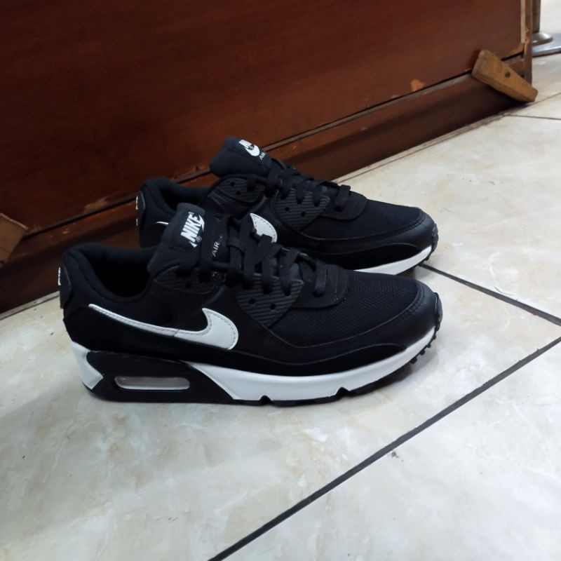 Harga sepatu nike air max original di indonesia sale