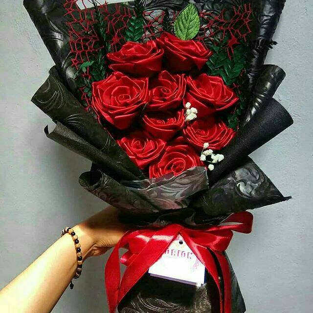 Jual buket bunga hadiah wisuda ,hadiah ulang tahun ,hadiah murah ...