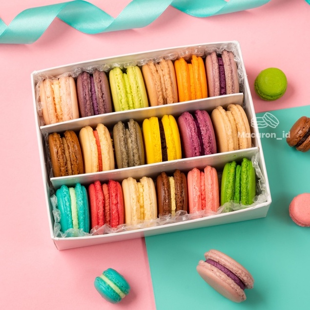Jual Macaron Bestseller Regular isi 18 Diameter 4cm Besar Harga Murah ...