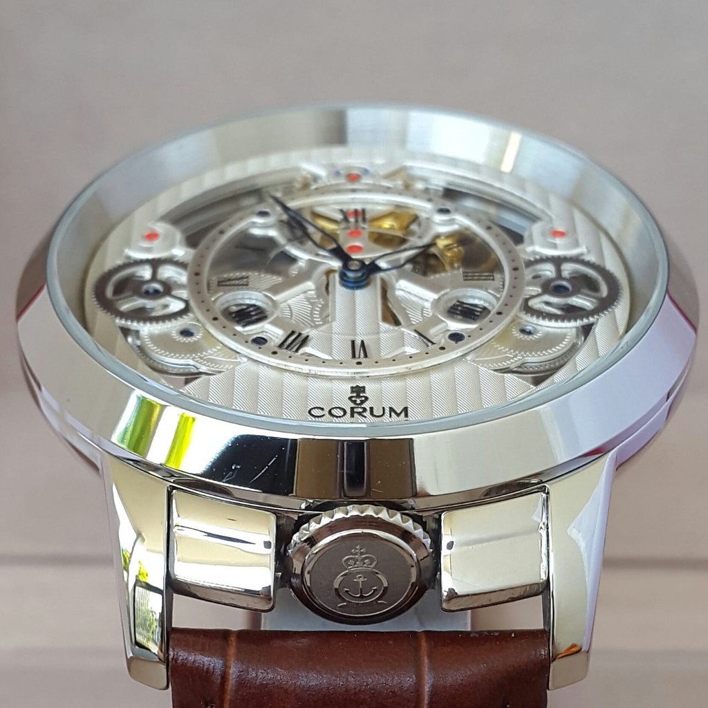 Jam Tangan Pria Corum Automatic