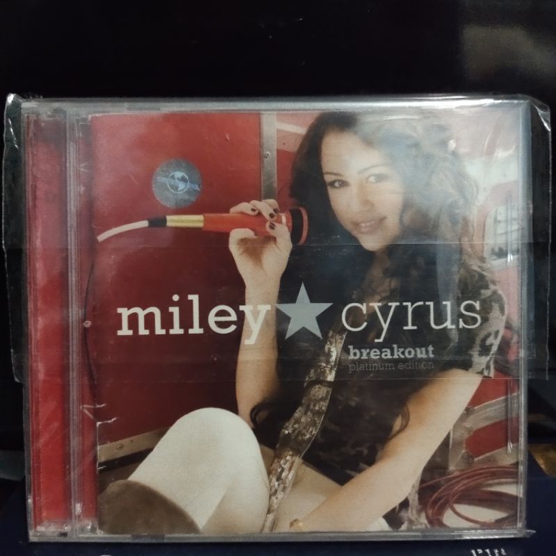 Jual CD Miley Cyrus - Breakout ( 2 Disc Original ) | Shopee Indonesia