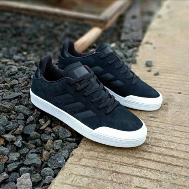 Adidas court hot sale 70s black