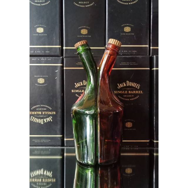 Jual Botol bekas miras antik botol bekas antik botol unik botol koleksi