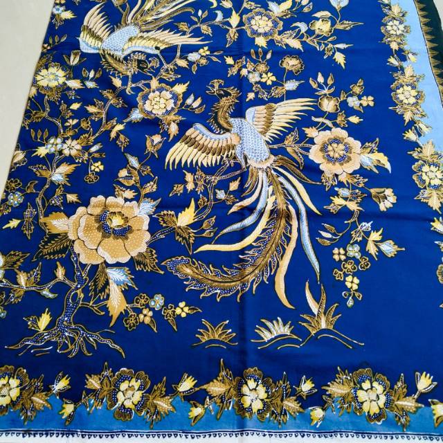 Jual Batik Tulis Cirebon Kain Panjang Warna Biru Motive Burung Hong Shopee Indonesia 