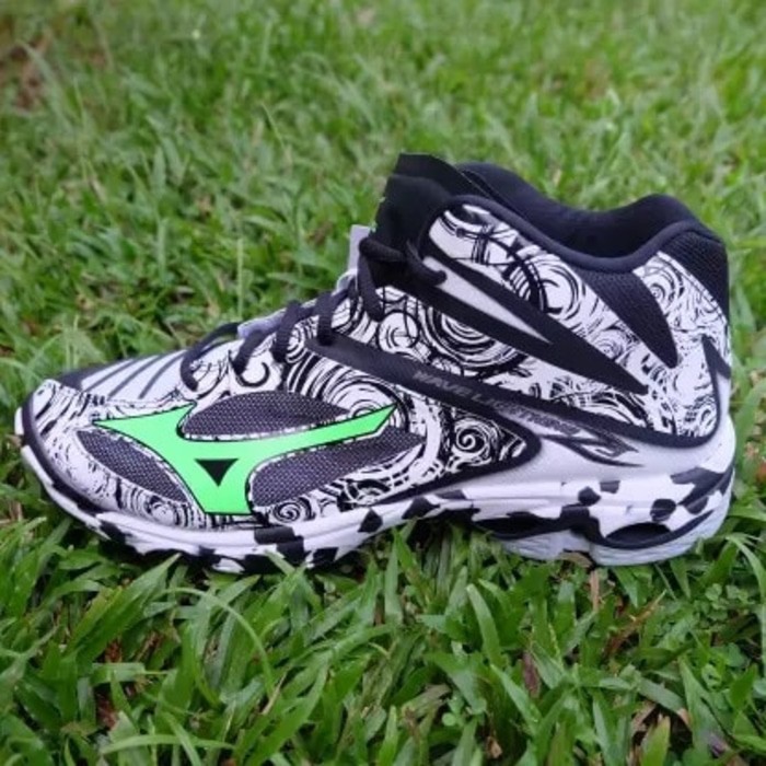 Jual Hot SEPATU VOLLY MIZUNO WAVE LIGHTNING Z3 MID BLACK WHITE GREEN GECK Shopee Indonesia