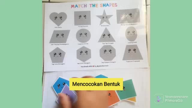 Jual Busy Page Mengenal Bentuk / Match The Shape Busy Page/ Montessory ...