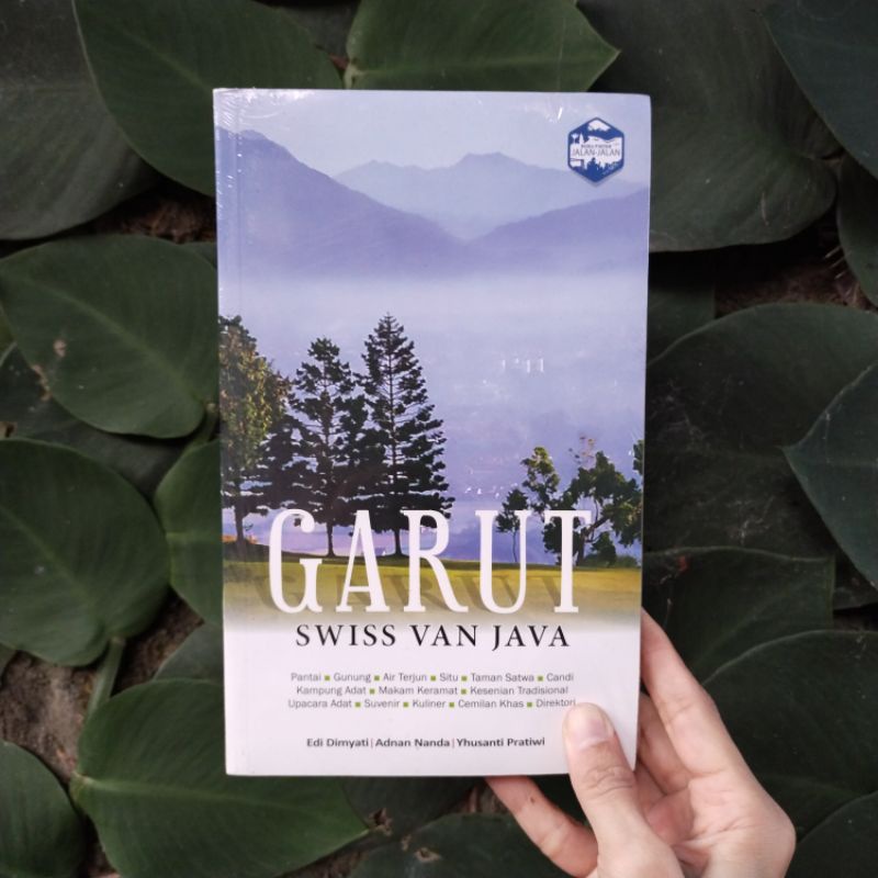 Jual Buku Destinasi Wisata Travelling Garut Swiss Van Java | Shopee ...