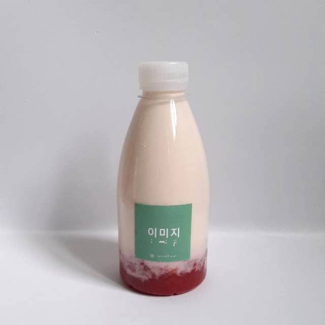 Jual KOREAN STRAWBERRY MILK 350 ML Shopee Indonesia
