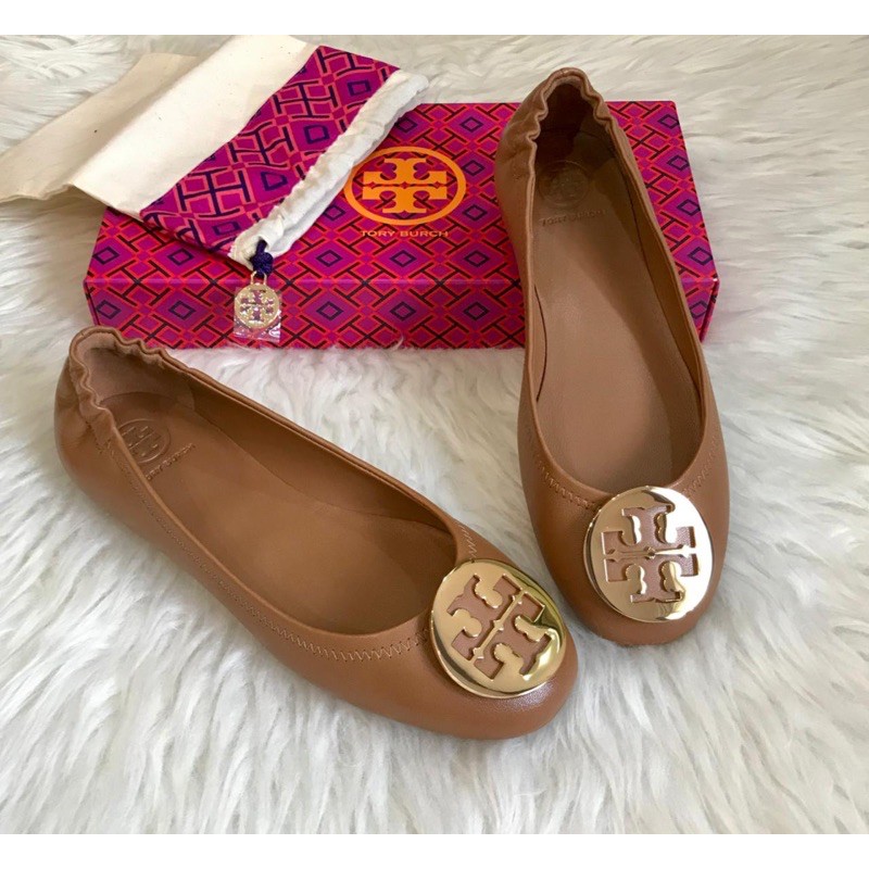 Tory burch clearance minnie royal tan