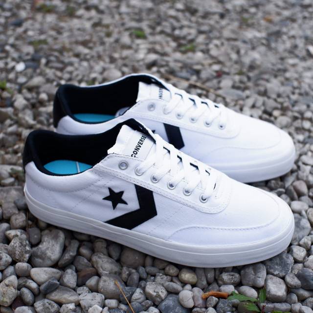 Harga converse shop courtlandt ox