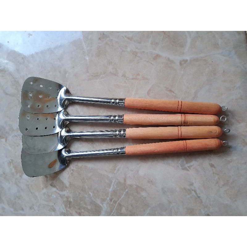Jual SPATULA GAGANG KAYU SEDANG / SUTIL BERLUBANG / SUTIL STAINLESS