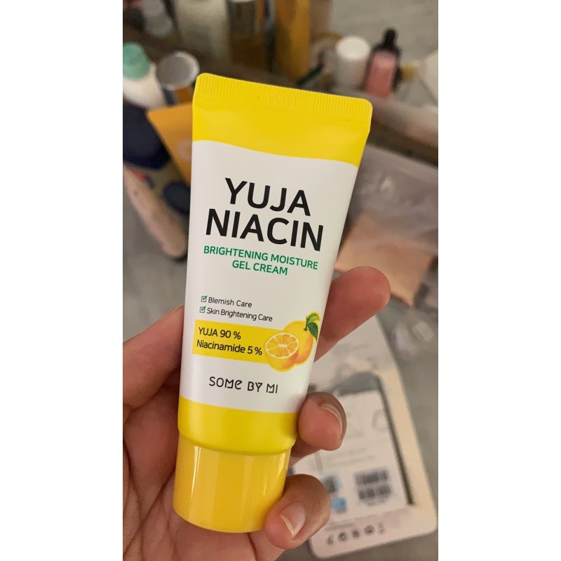 Jual Yuja Niacin Brightening Moisture Gel Cream | Shopee Indonesia