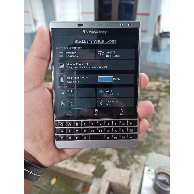 Jual BlackBerry Passport Silver edition SQW100-4 | Shopee Indonesia