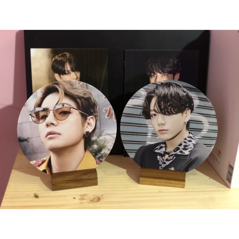 Jual Mini Wooden Standee / Stand foto / Stand kayu photocard/ PC bts ...