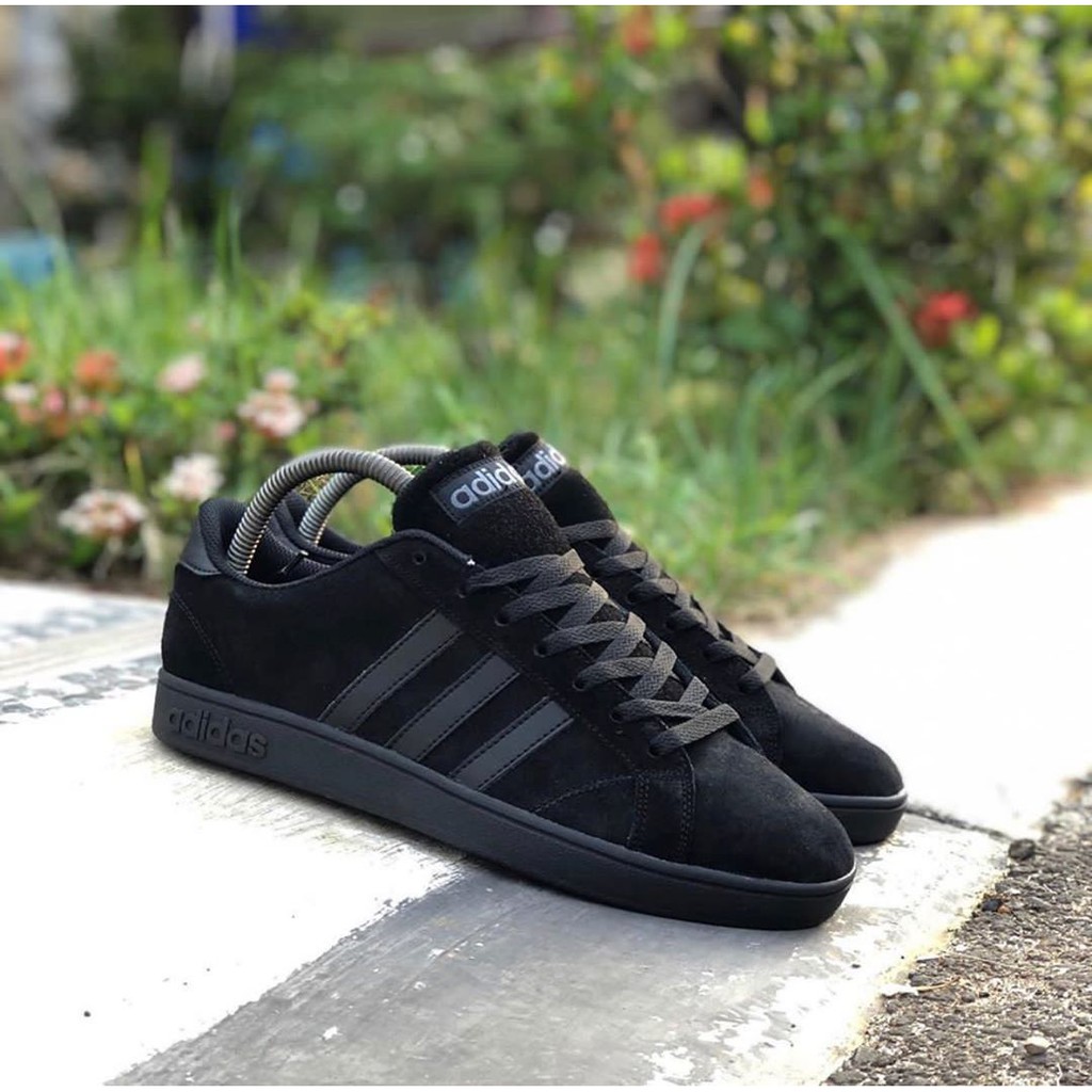 Harga sepatu 2025 adidas neo baseline