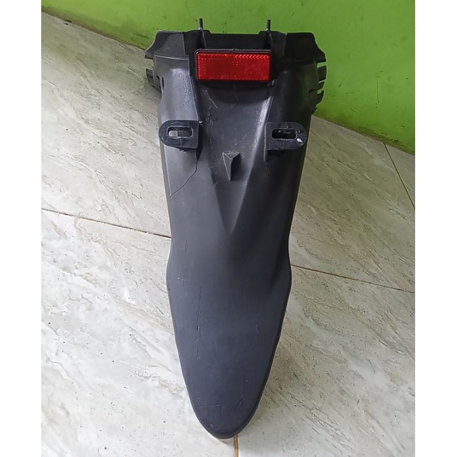 Jual slebor / spakbor / selebor belakang set pantulan cahaya Mio J, Mio ...