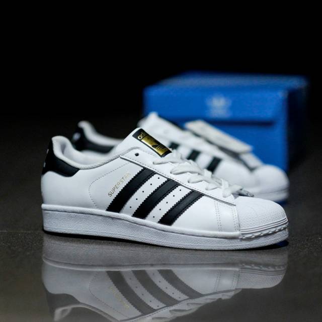 adidas gazelle silver green womens adidas Skateboarding x ARROW & BEAST Superstar ADV Navy JS2594 Paris