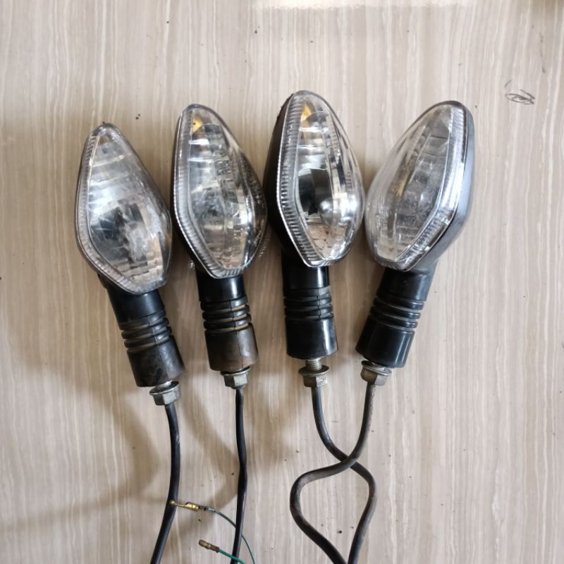 Jual lampu sein riting reteng depan belakang honda megapro monoshock ...