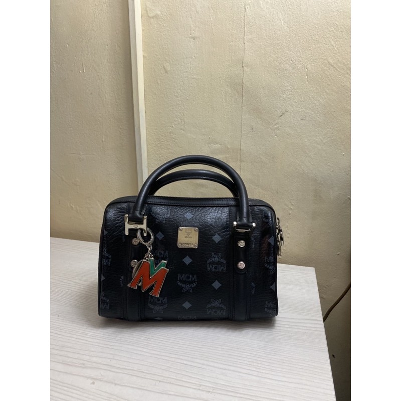 Leather Mcm Speedy Black MCM Vicetos Black Boston Bag With Charms