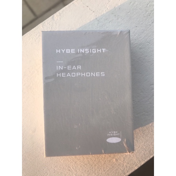 Jual HYBE INSIGHT in ear headphones - original (FREE PC BTS BE ORIGINAL ...