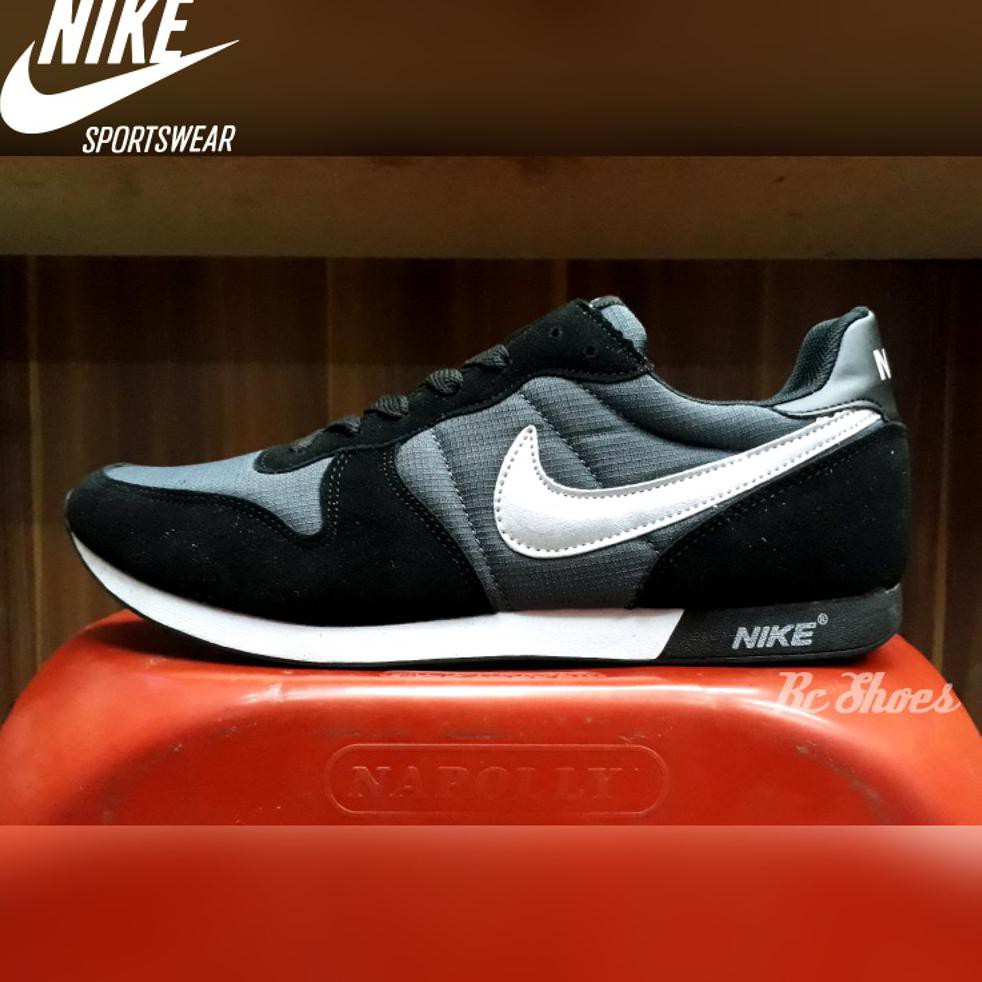 Sepatu clearance nike classic