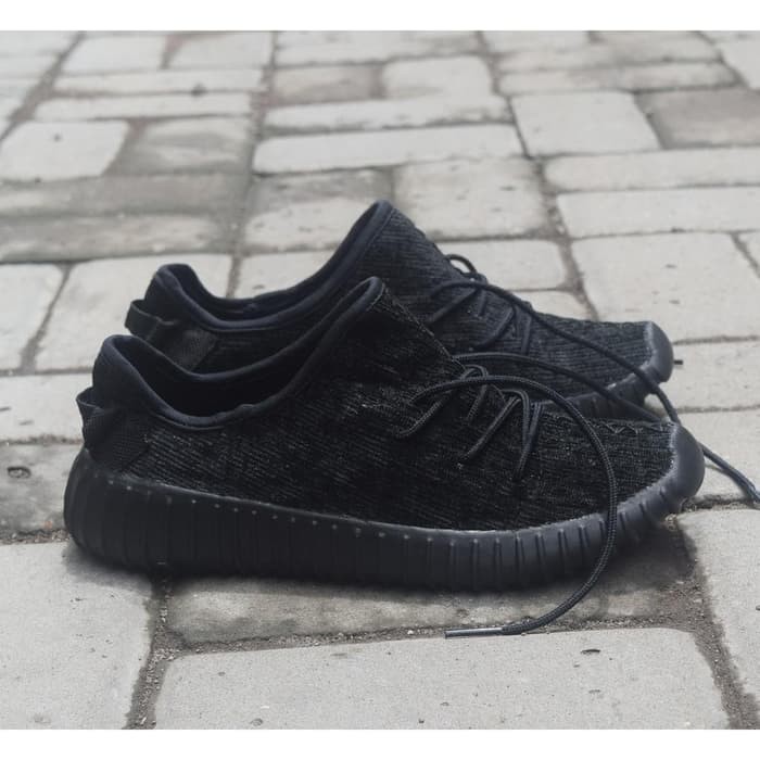 Sepatu adidas yzy hitam polos new arrivals