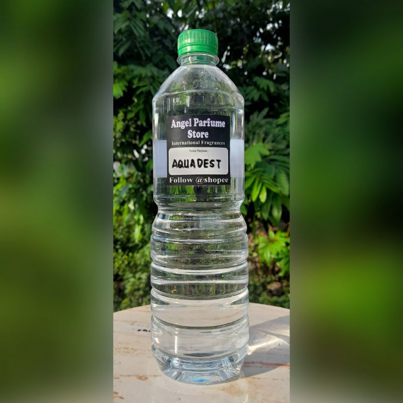 Jual Aquades Akuadesairsulingdistilled Water 1liter Shopee Indonesia 0100