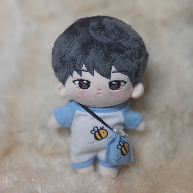 Jual DOLL CLOTHES 20CM jumper SEVENTEEN EXO BTS WANNA ONE NCT | Shopee ...