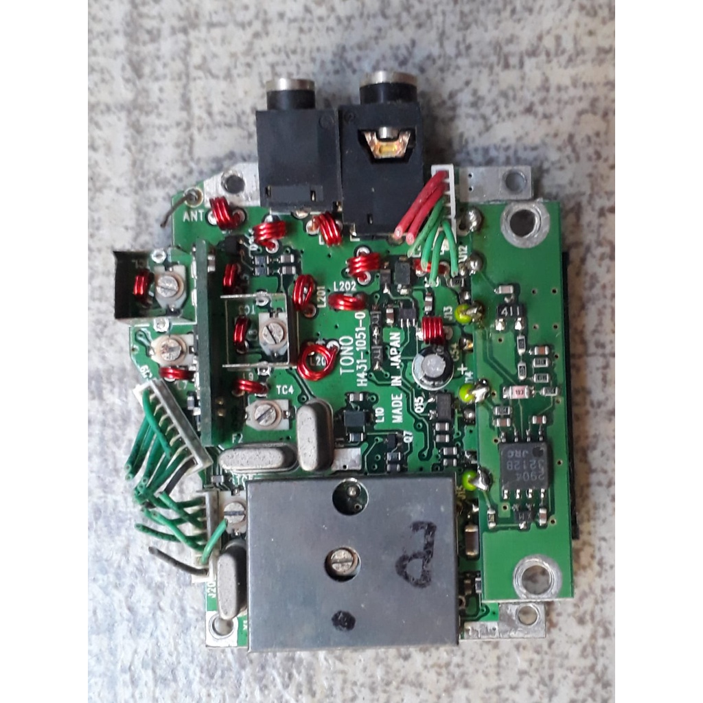 Jual Final Fenel Radio Frekuensi UHF Hybrid Mitsubishi M67749UH ...
