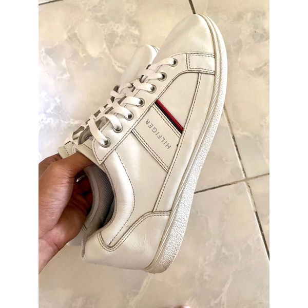 SEPATU TOMMY HILFIGER