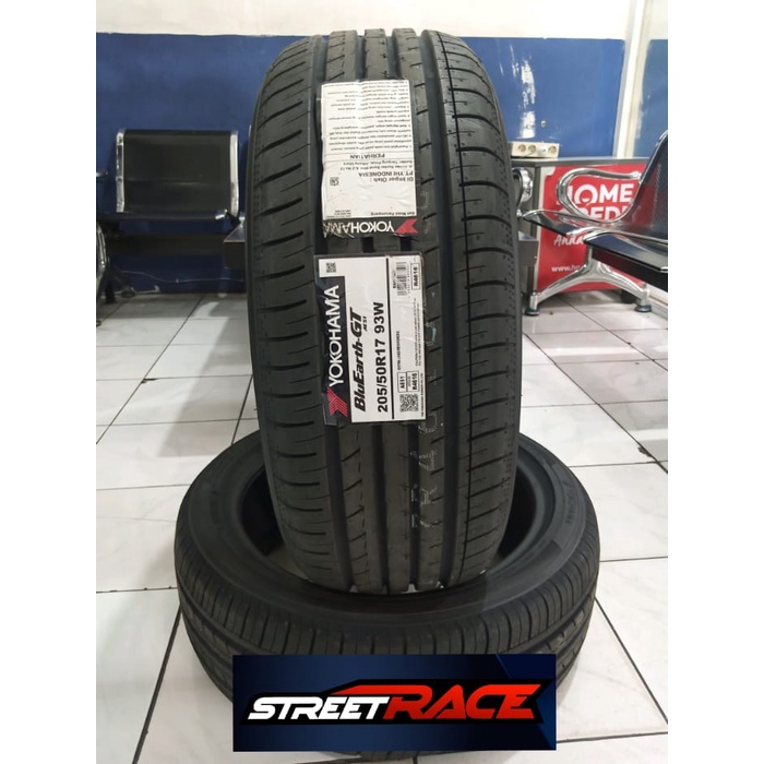 Jual Ban Mobil 205 50 R17 YOKOHAMA bluearth - GT AE51 ( japan ...