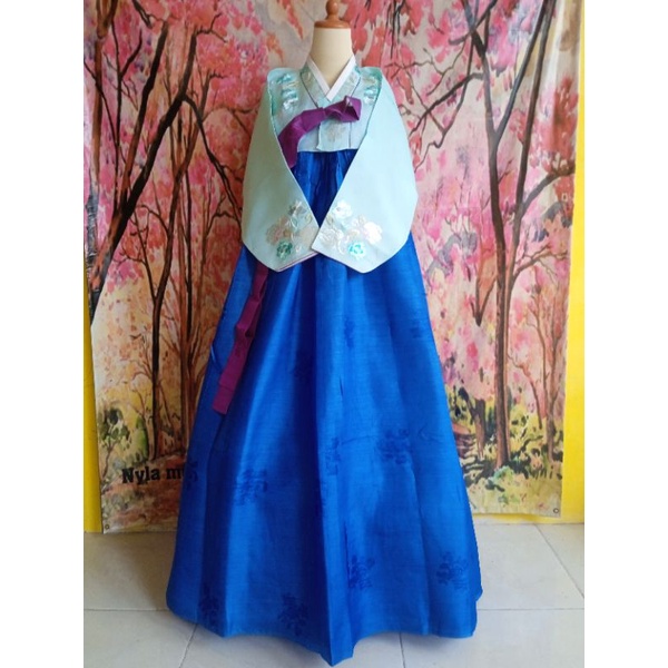 Hanbok bordir biru