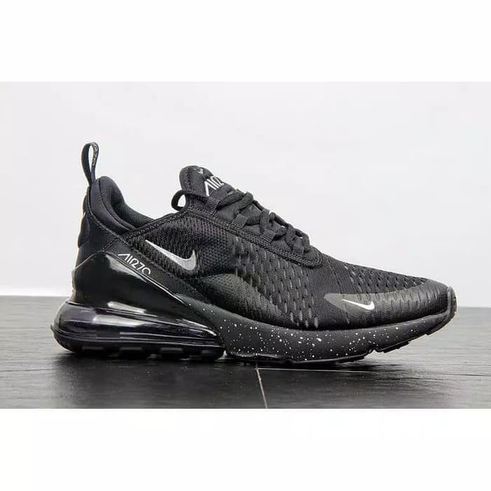 Nike air max store 270 black oreo