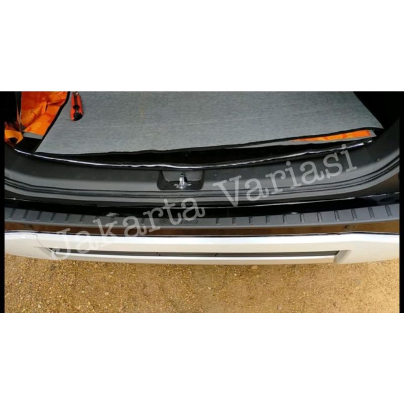 Jual SILLPLATE BELAKANG XPANDER CROSS 2020 REAR SCUFF PLATE BLACK JSL ...