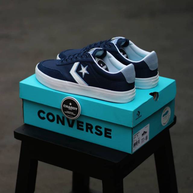 Converse courtlandt ox navy hot sale