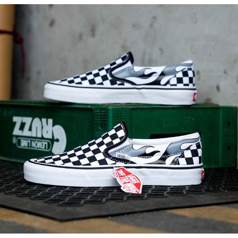 Jual Vans Slip On Checkerboard Flame Black White Shopee Indonesia