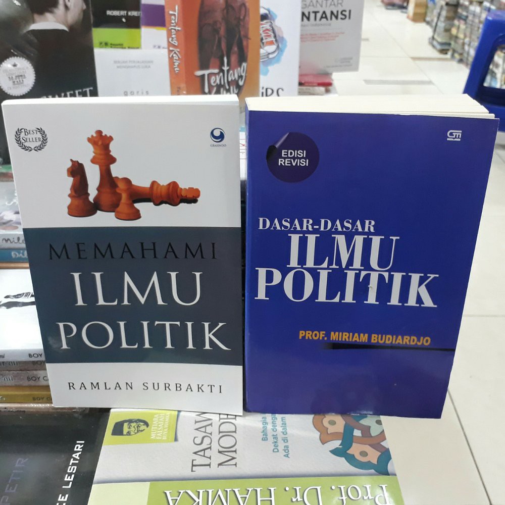 Jual PAKET 2 BUKU DASAR DASAR ILMU PILITIK MIRIAM BUDIARDJO MEMAHAMI ...