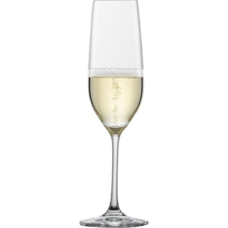 Schaal kleurloos glas in de vorm van een schelp