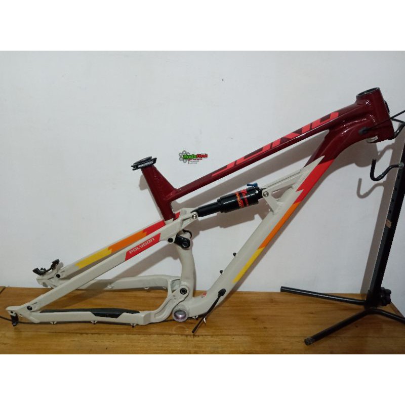 Polygon siskiu d5 online frame