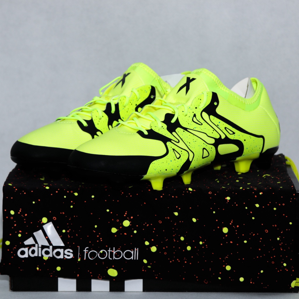 Sepatu bola 2025 adidas x 15.1